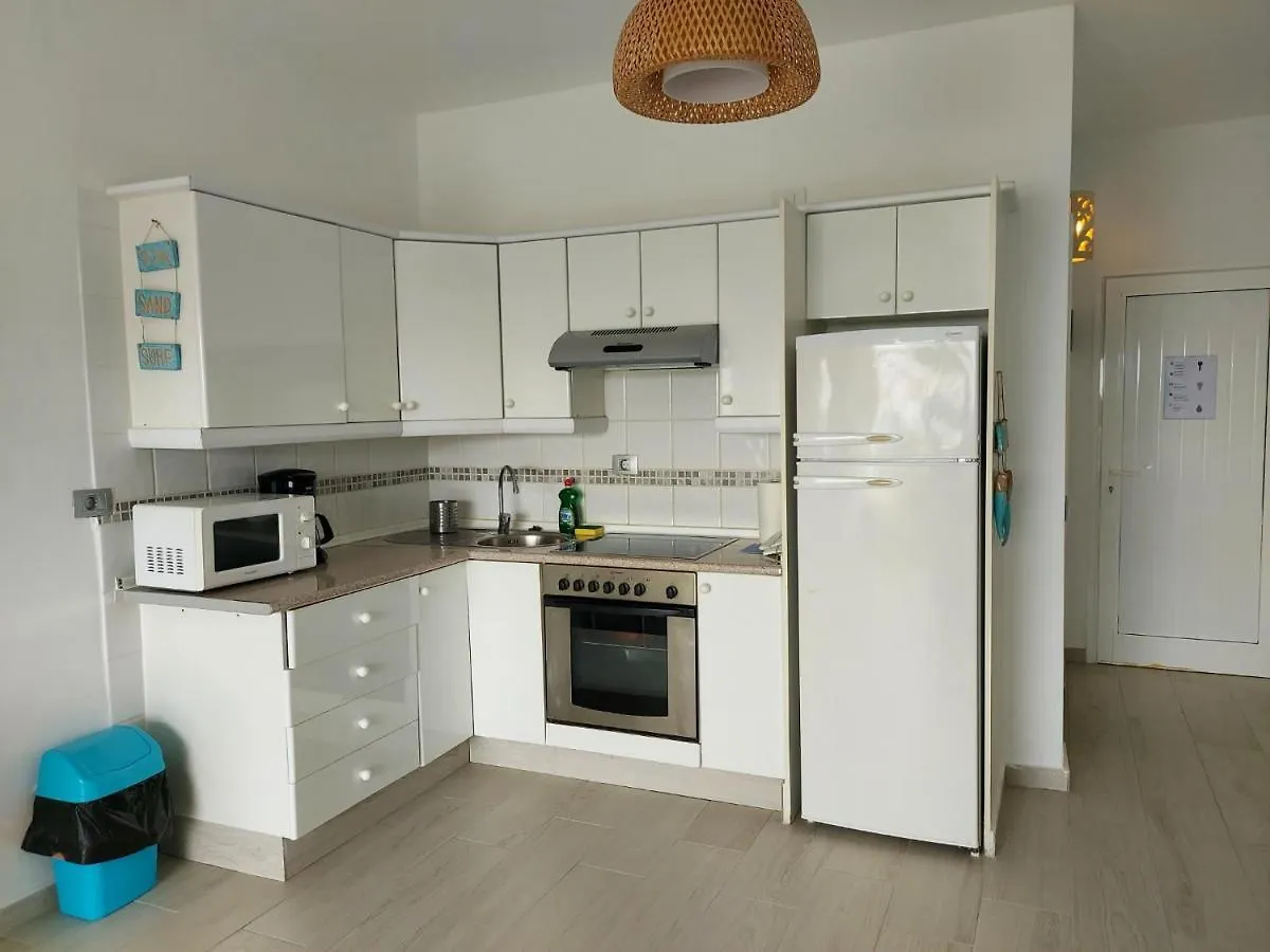 Beachview Oriental Design Experience Callao Salvaje